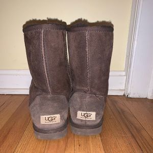 UGG short boot